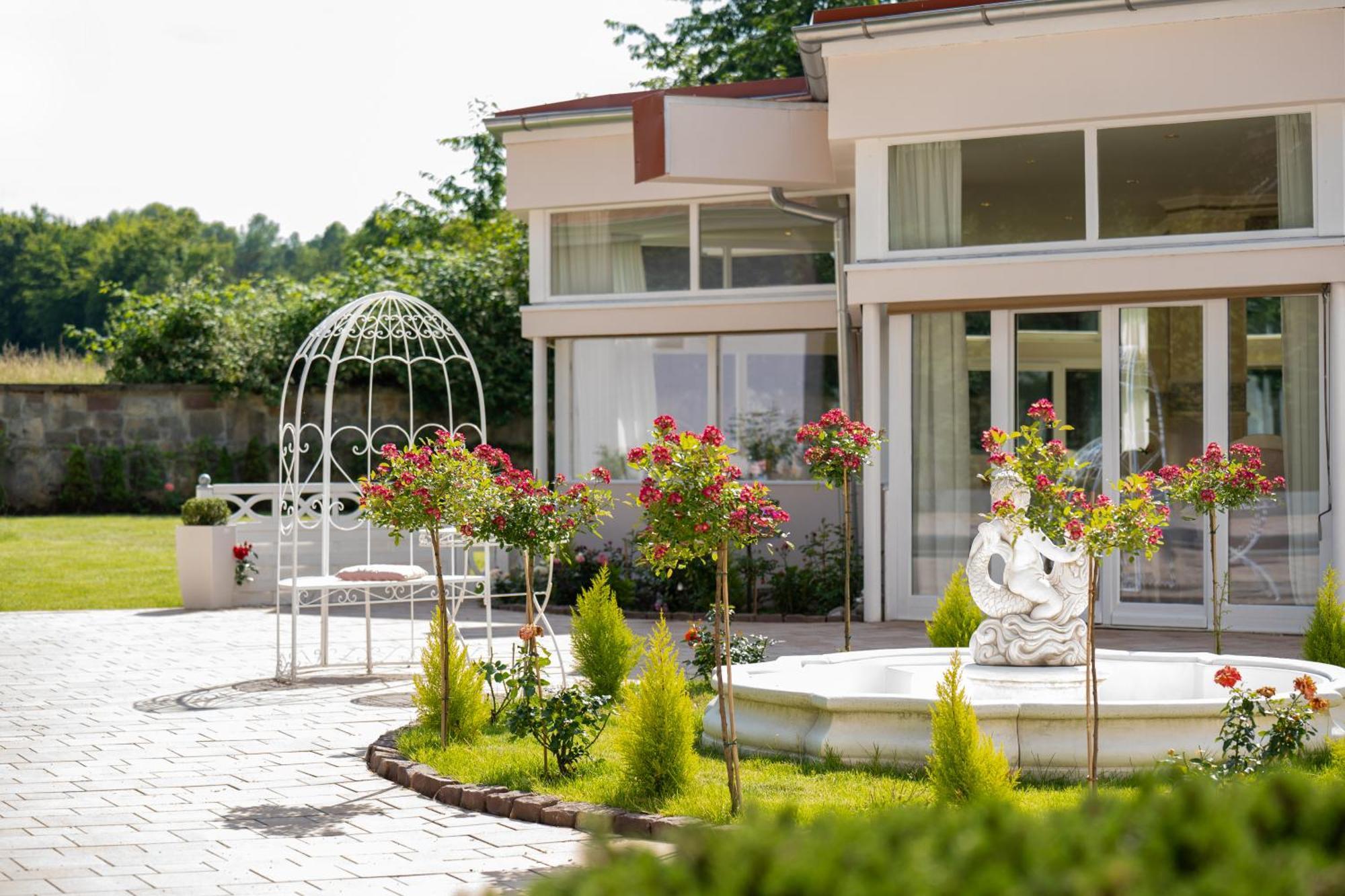 Schlosshotel Wilhelmsthal Calden 외부 사진